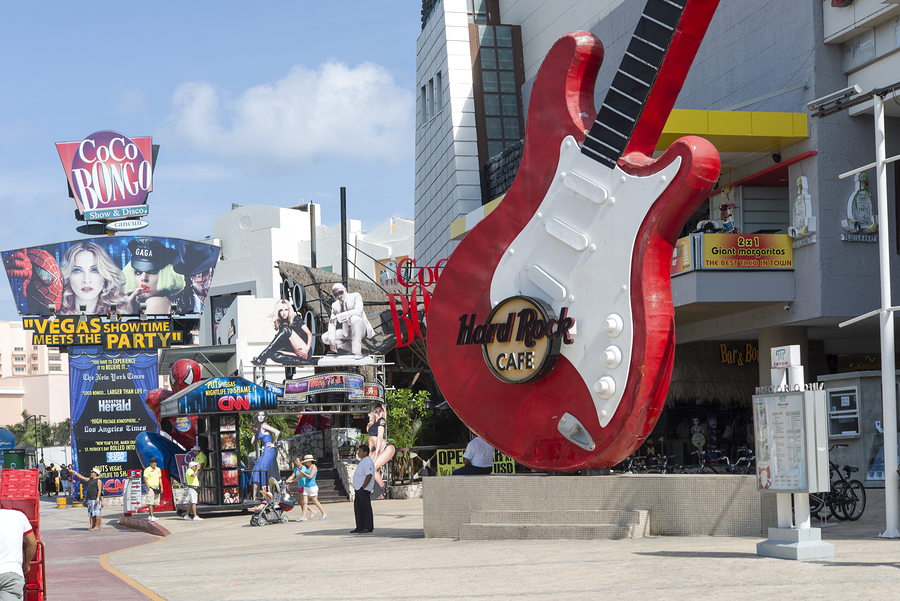 Coco Bongo in Cancun and Playa del Carmen - Today Getaway